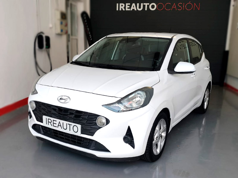 Ocasión HYUNDAI i10 1.0 Essence de segunda mano Tenerife